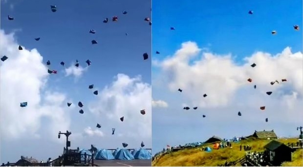 guclu-kulek-onlarla-chadiri-cherpeleng-kimi-uchurdu