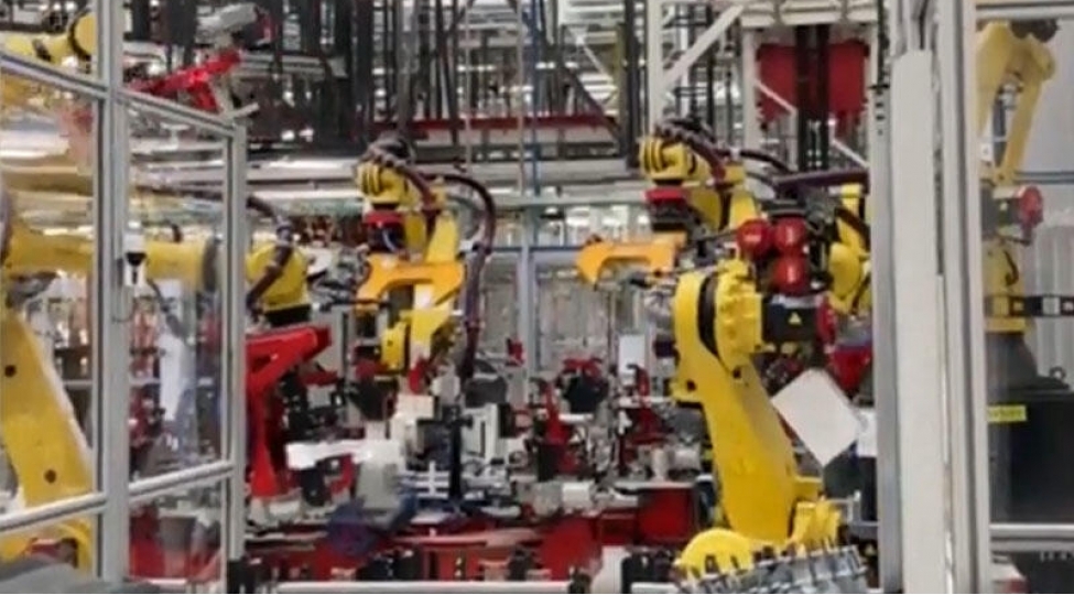 robotlardan-maraqli-reqs-video