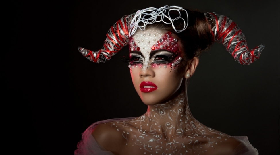 makiyajinizi-burcunuze-gore-edin