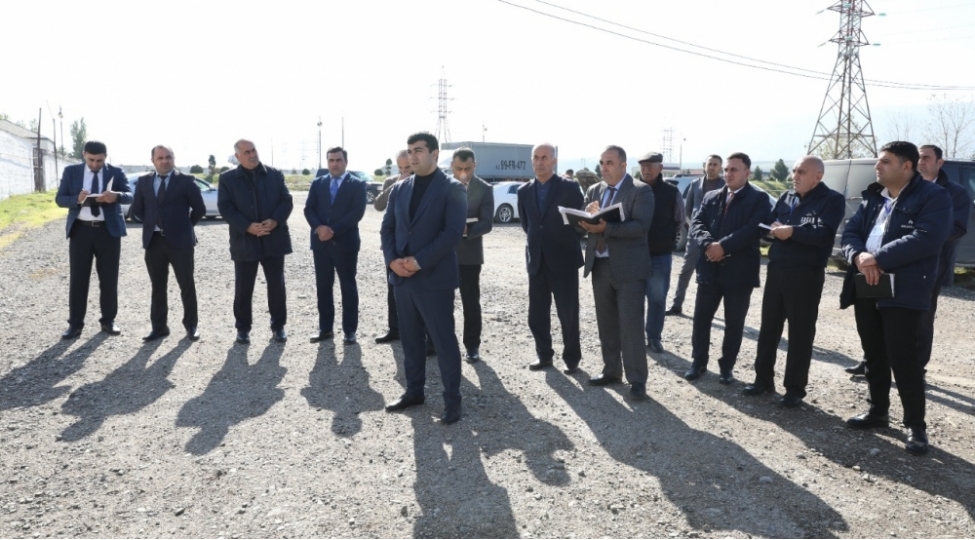 azeriqaz-ib-siyezen-rayonunda-sahibkarlarla-gorush-kechirib-foto