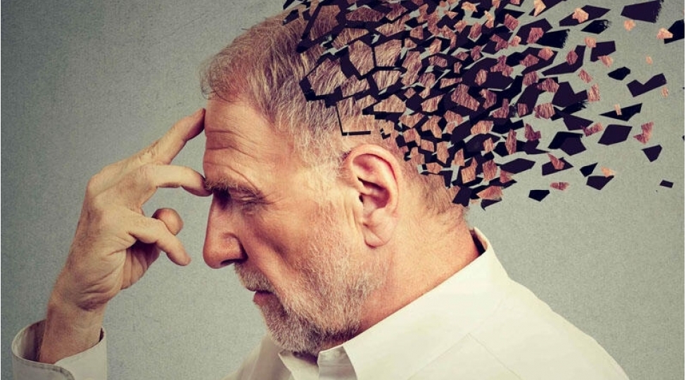 damar-mensheli-demensiyanin-erken-elametleri-beyin-sanki-quruyur