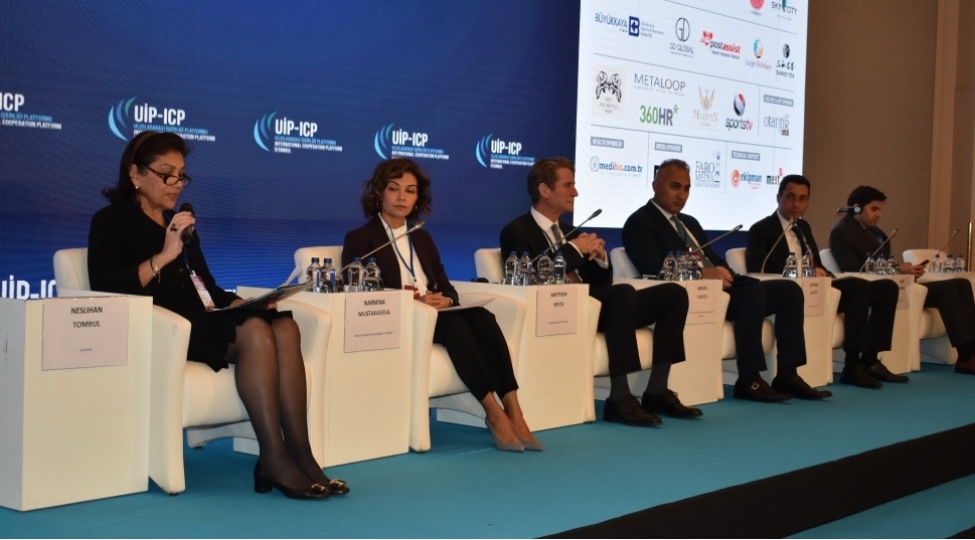 xii-bogazichi-sammitinde-turkiye-azerbaycan-emekdashligi-ile-bagli-panel-iclasi-teshkil-olunub-foto