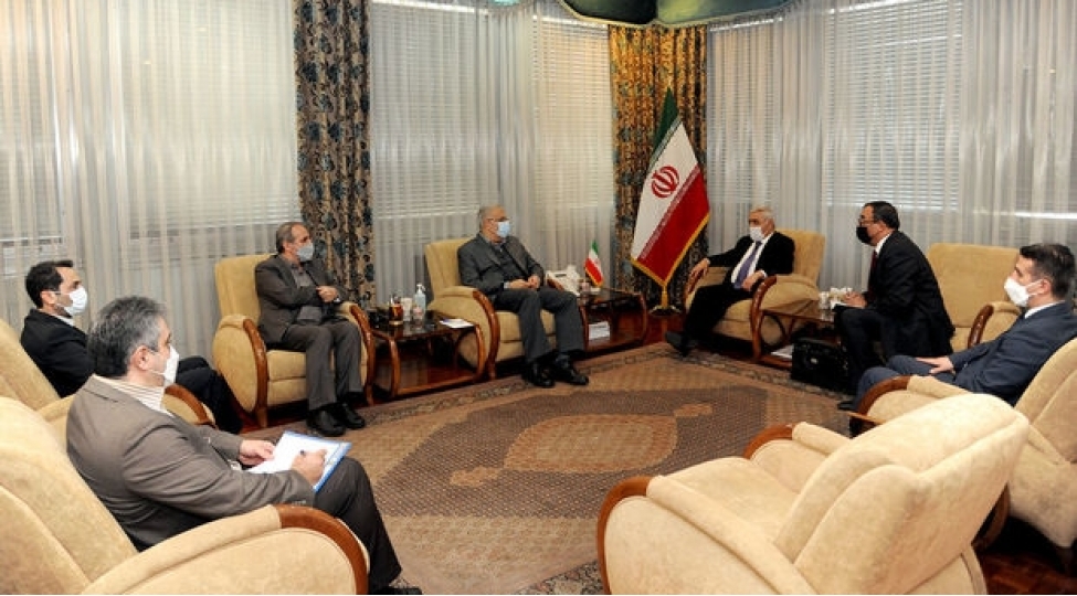 socar-prezidenti-iranin-neft-naziri-ile-enerji-sahesindeki-emekdashligi-muzakire-edib