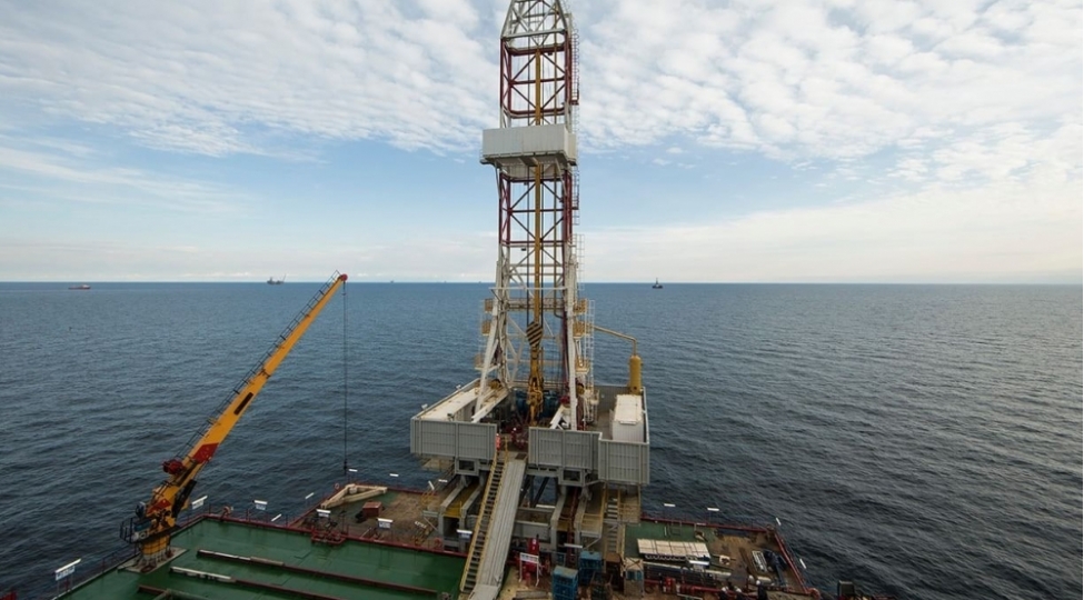 guneshli-yataginda-daha-bir-quyunun-qazma-ishleri-basha-chatib