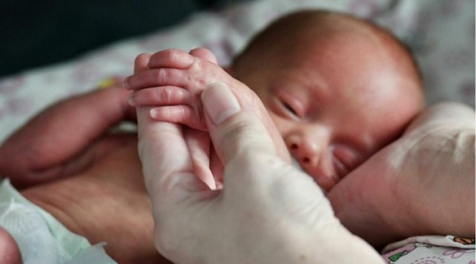 33-yashli-qadin-10-cu-defe-ana-oldu