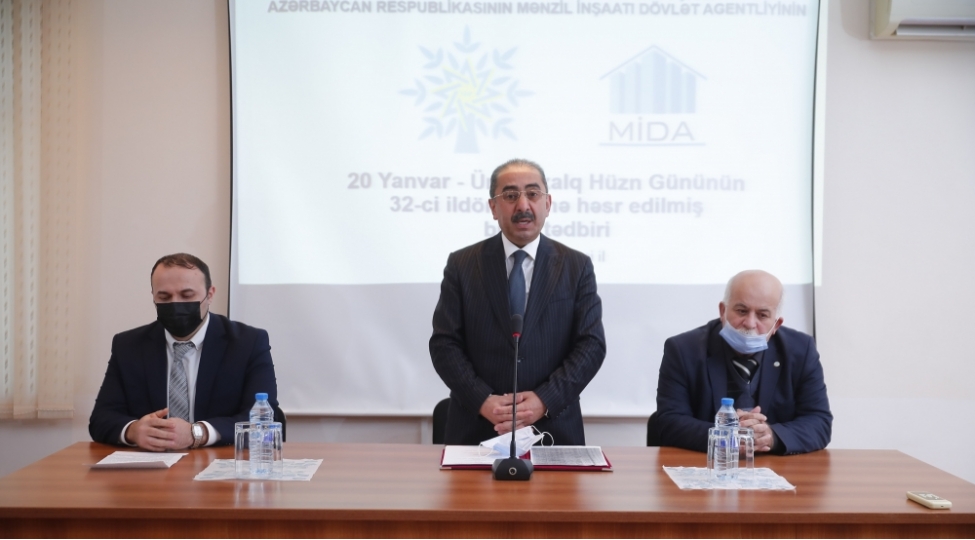 nesimi-rayonunda-20-yanvar-shehidlerinin-aile-uzvleri-ve-elillerle-gorush-kechirilib-foto