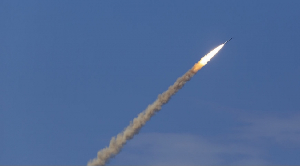 Şimali Koreya Yapon dənizində yeni raket sınaqları keçirib - "İki sahil"