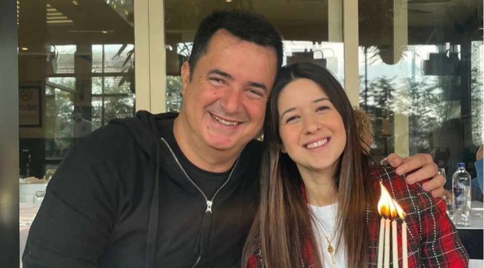 acundan-qizina-900-minlik-hediyye-foto