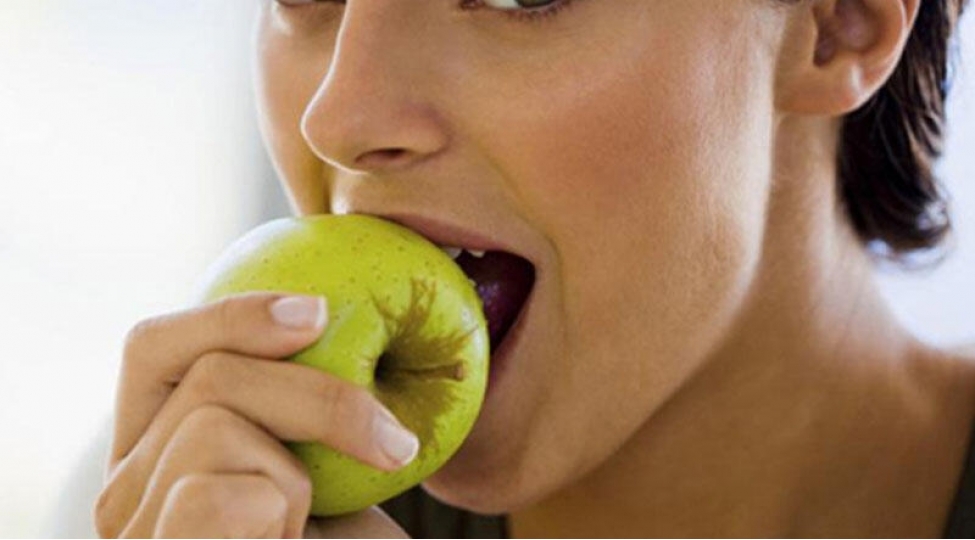 almani-nece-yemek-duzgundur