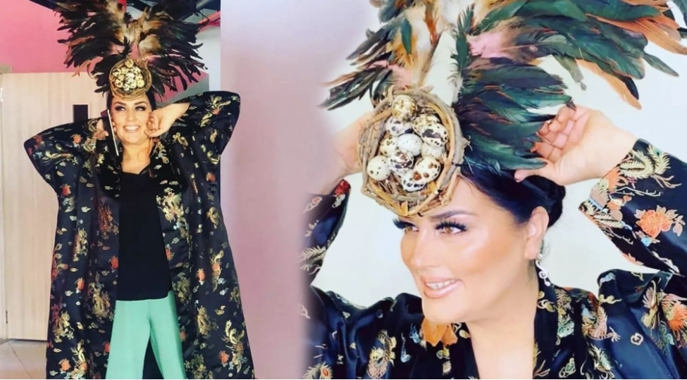 elza-bu-defe-bashina-yumurta-duzdu-foto