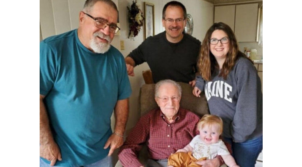 martda-103-yashi-olacaq