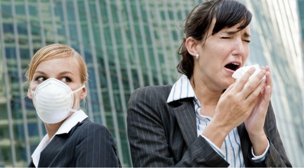 ozumuzu-ictimai-neqliyyatda-infeksiyalardan-nece-qorumaliyiq