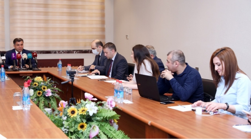 bash-direktor-cari-ilin-birinci-rubunun-hesabatini-verdi-foto