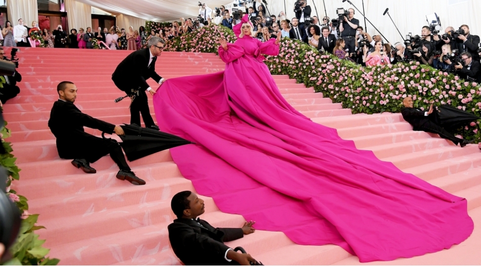 met-gala-ulduzlarin-paradi-yoxsa-foto