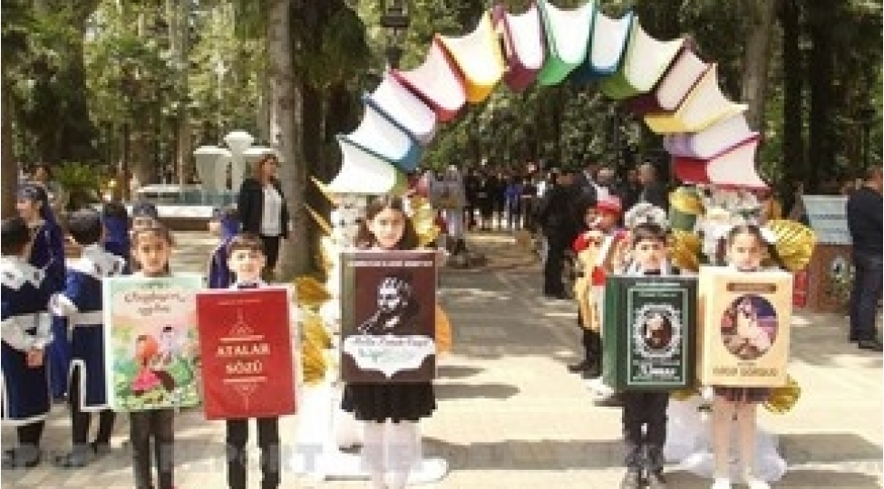 gencede-23-aprel-umumdunya-kitab-ve-muelliflik-huququ-gunu-qeyd-olunub