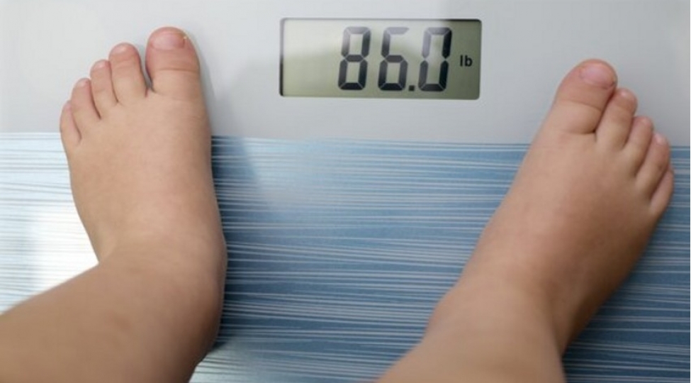 azerbaycanda-yeniyetmeler-arasinda-artiq-chekililerin-payi-achiqlanib