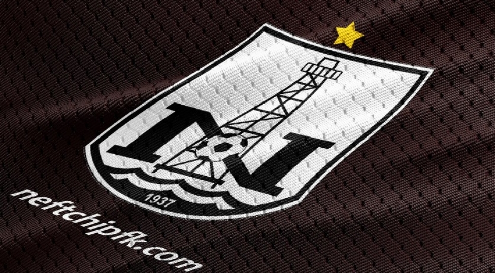 neftchi-onunla-vidalashdi