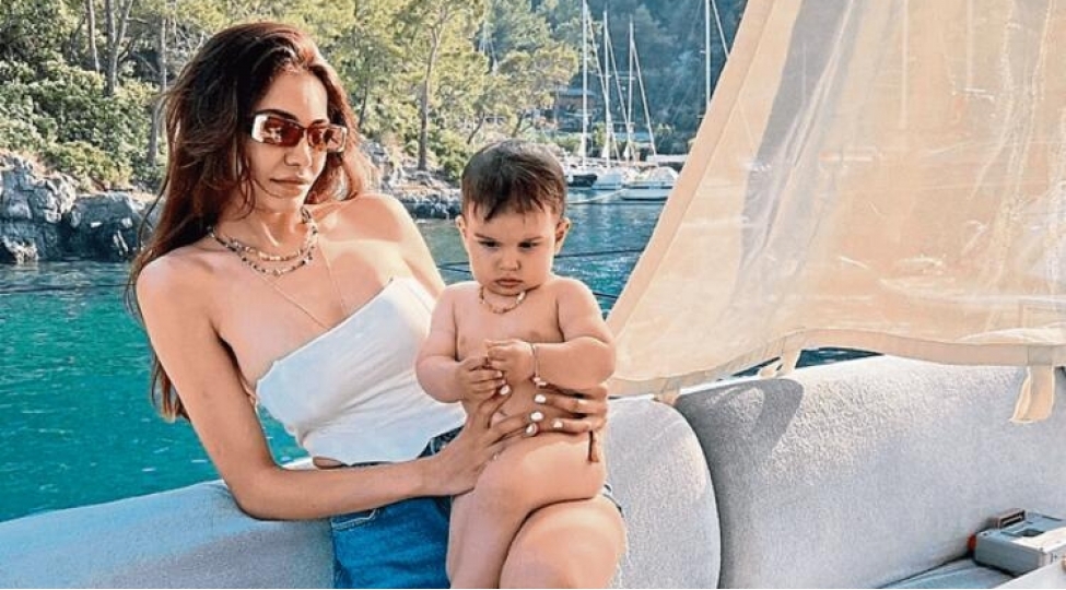 cutluk-yay-tetilini-bele-achib