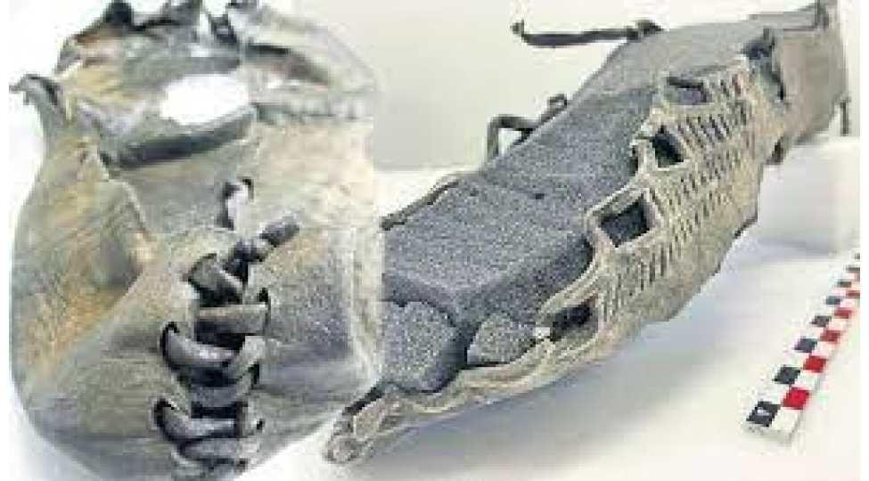 dunyanin-en-qedim-ayaqqabisi-3000-il-yashi-var