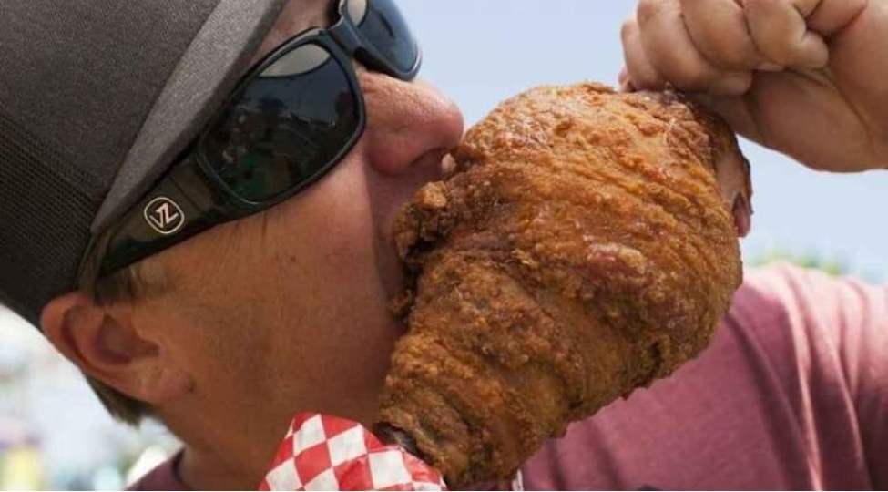 tarixe-melum-olan-en-tehlukeli-yemek-ve-ichki-tecrubeleri