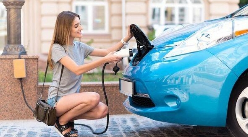 2035-ci-ilden-avropada-enenevi-avtomobiller-erasi-bitir