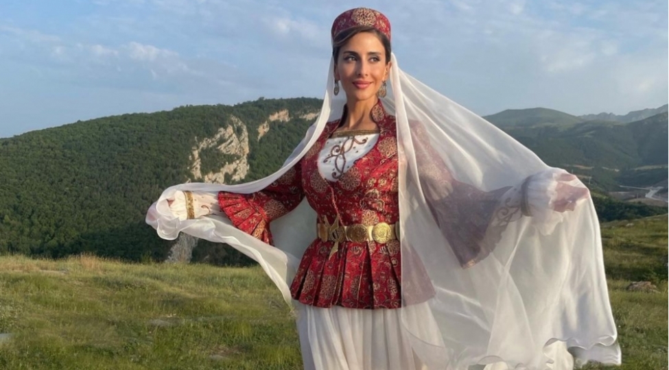 bu-defe-cidir-duzunden-fotolarini-paylashdi-foto