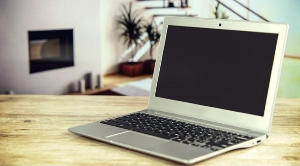 yaponiyada-dunyanin-en-yungul-noutbuku-teqdim-edildi