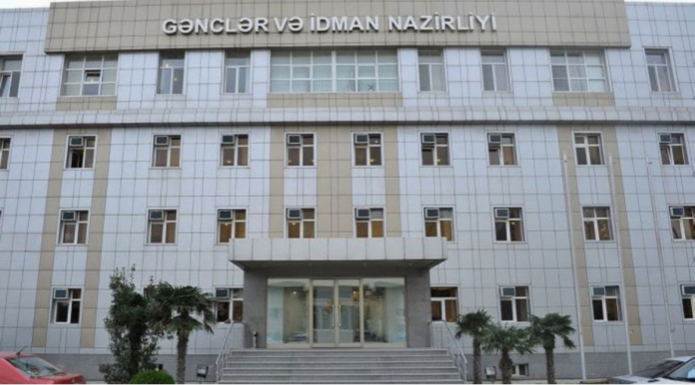 gencler-ve-idman-nazirliyi-aparatinin-ishchilerinin-sayi-artirilib