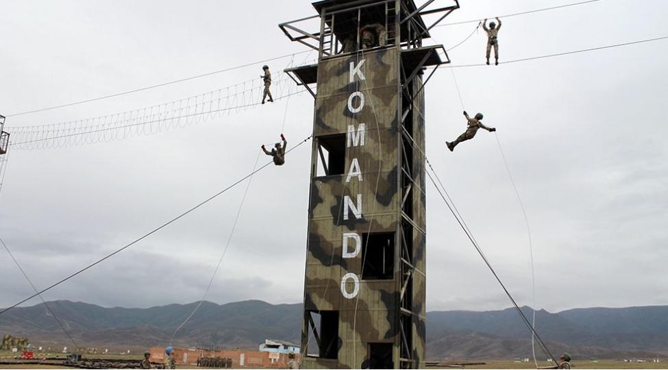 komandoda-xidmet-kechmek-isteyenlerin-qebulu-davam-edir