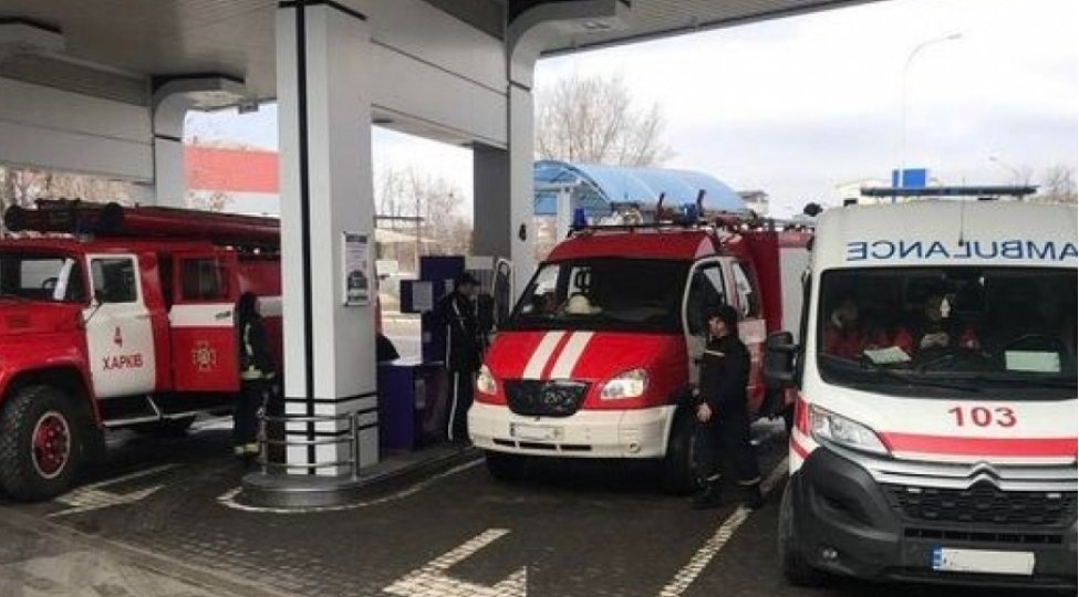 socar-ukraynada-tecili-tibbi-yardim-fovqelade-hallar-dovlet-xidmetinin-avtomobillerini-200-min-tondan-chox-pulsuz-yanacaqla-temin-edib