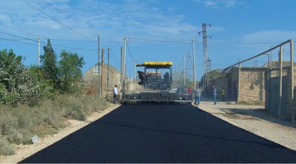 mashtaga-qesebesinin-yollarinda-temir-ishleri-aparilir-video