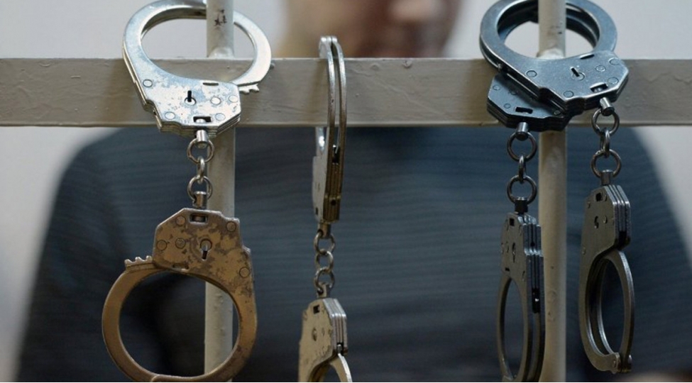 merdekan-ve-binede-narkotik-alverchileri-saxlanilib-video