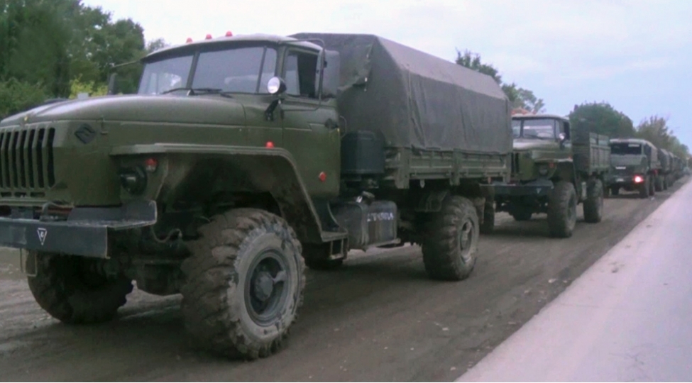 ermeni-herbchilerin-qacharken-doyush-meydaninda-terk-etdiyi-texnikalarin-videogoruntusu-7-oktyabr-2020-1908