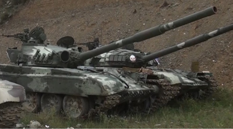 azerbaycan-ordusunun-bolmelerinin-ele-kechirdiyi-dushmene-mexsus-zirehli-texnikalar-6-oktyabr-2020-1920