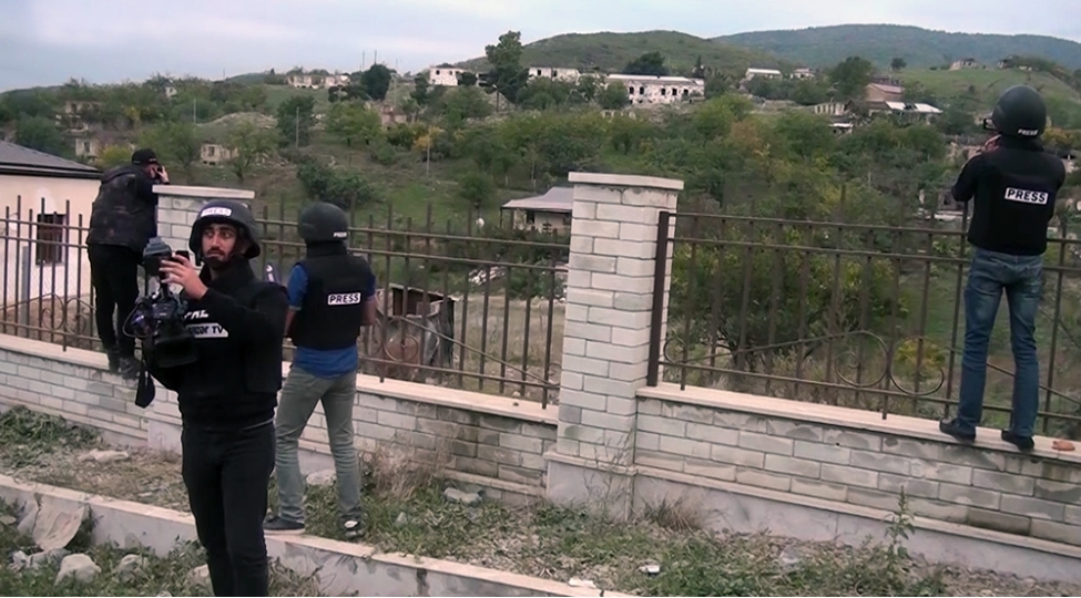 bir-qrup-yerli-kiv-numayendeleri-ishgaldan-azad-edilmish-talish-kendine-sefer-edib-11-oktyabr-2020-1519