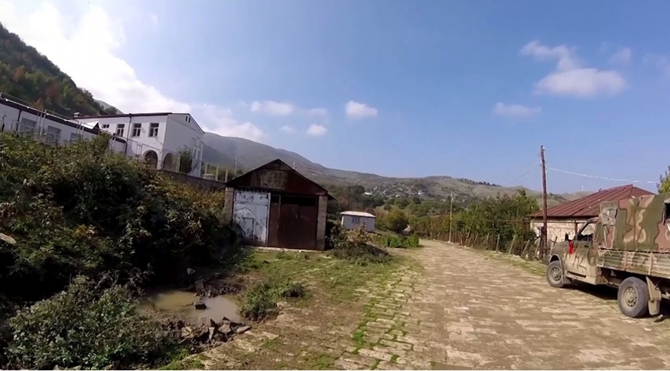 xocavend-rayonunun-ishgaldan-azad-olunan-kendlerinin-videogoruntusu-16-oktyabr-2020-1305