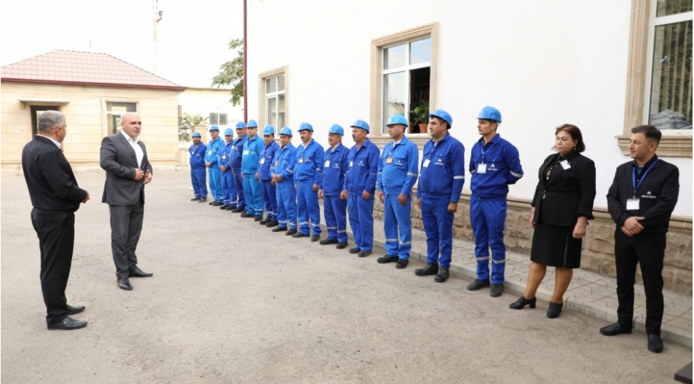 salyan-rqii-nin-emekdashlari-teltif-edildi-foto