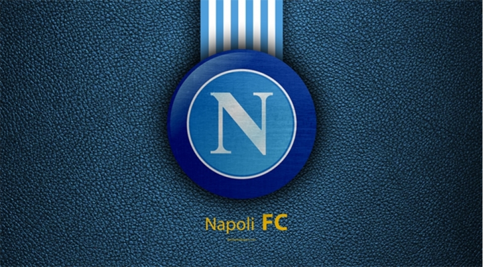 napoli-onunla-danishiqlara-bashladi
