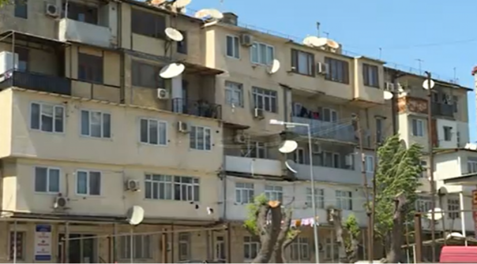 sokulecek-binalar-beshmertebeli-ve-doqquzmertebelilerdir