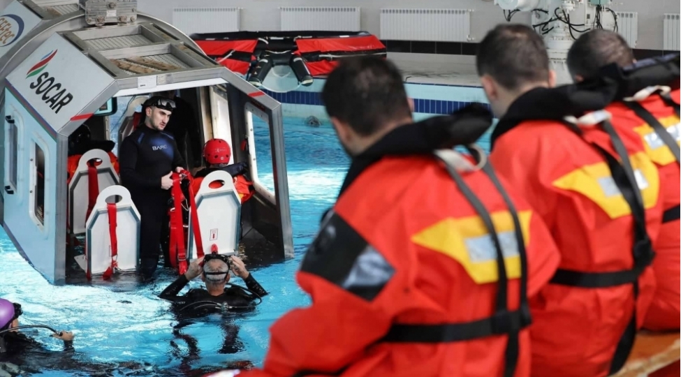 fovqelade-hallar-ve-qeza-zamani-denizde-nece-sag-qalmali-socar-da-telimlerfoto