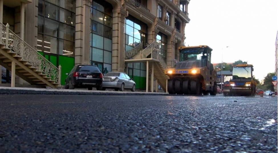 nerimanov-rayonunda-mesud-elizade-kuchesinin-temiri-yekunlashmaq-uzredir-fotovideo