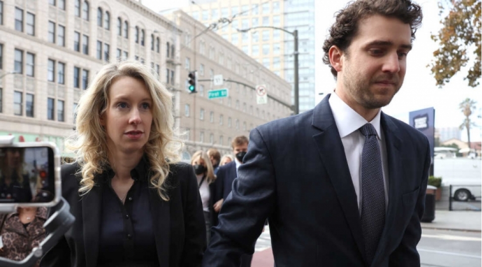 en-genc-milyarder-qadin-hebs-oluna-biler