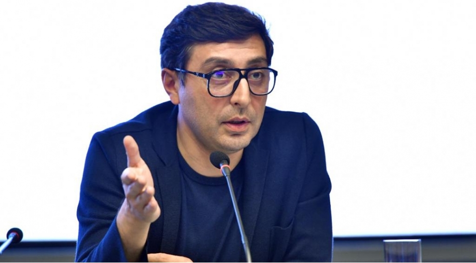 men-de-big-saxlamaq-isteyirdim-amma-yoldashim-icaze-vermedi-ferid-qayibov