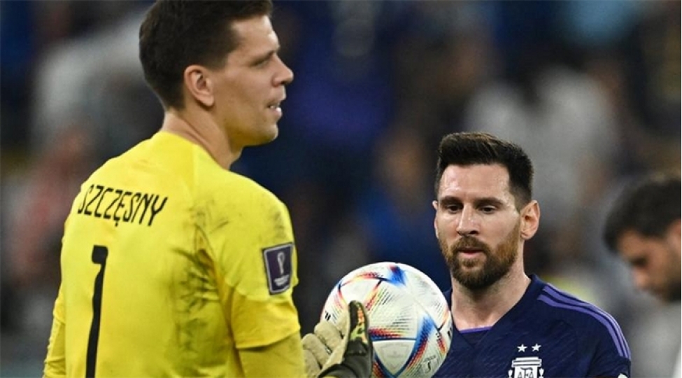 voytsex-shesni-argentina-ile-oyundaki-penalti-epizodunda-messi-ile-merce-girib