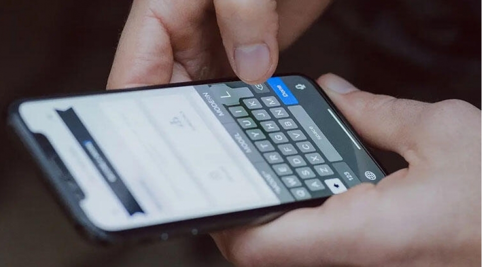 anasinin-milyonlarini-oyunda-uduzdu