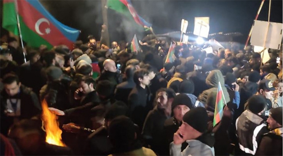 lachin-yolunda-aksiya-davam-edir-aksiyaya-ictimai-destek-artir