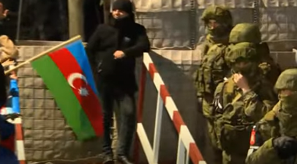 sulhmeramlilar-merakeshin-qoluna-bele-sevindi-video