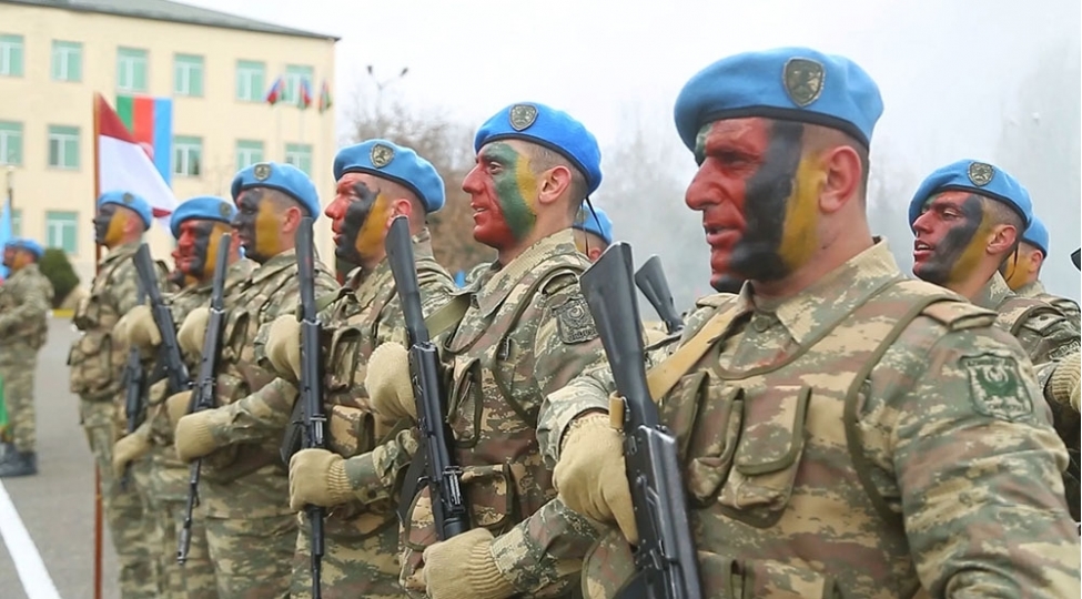 mudafie-nazirliyi-komando-herbi-hisselerinde-muddetden-artiq-heqiqi-herbi-xidmet-kechmek-isteyenlerin-qebulunu-elan-edir