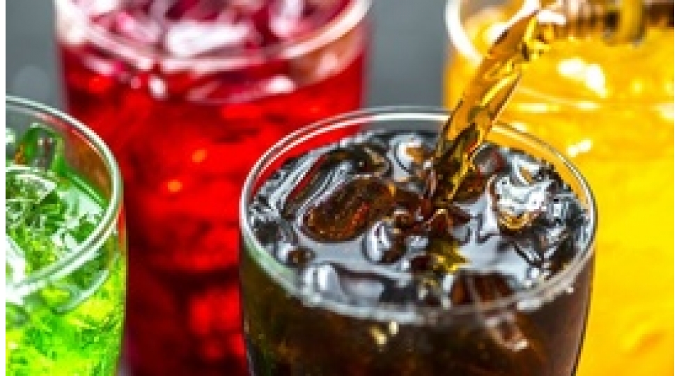 qida-boyalari-ushaqlarda-bagirsaq-iltihabina-sebeb-olur