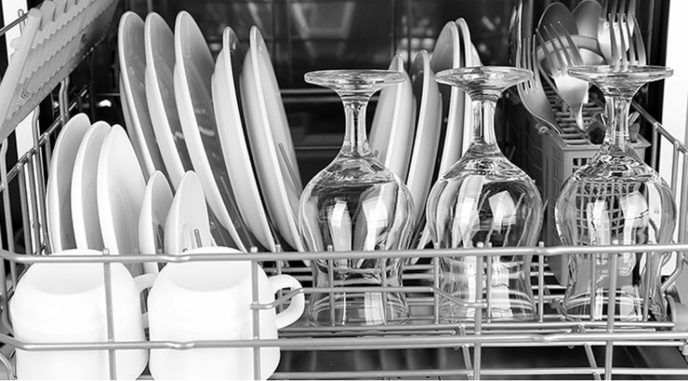 qabyuyan-mashinda-yuyulmush-qablarda-potensial-toksik-maddeler-qalir